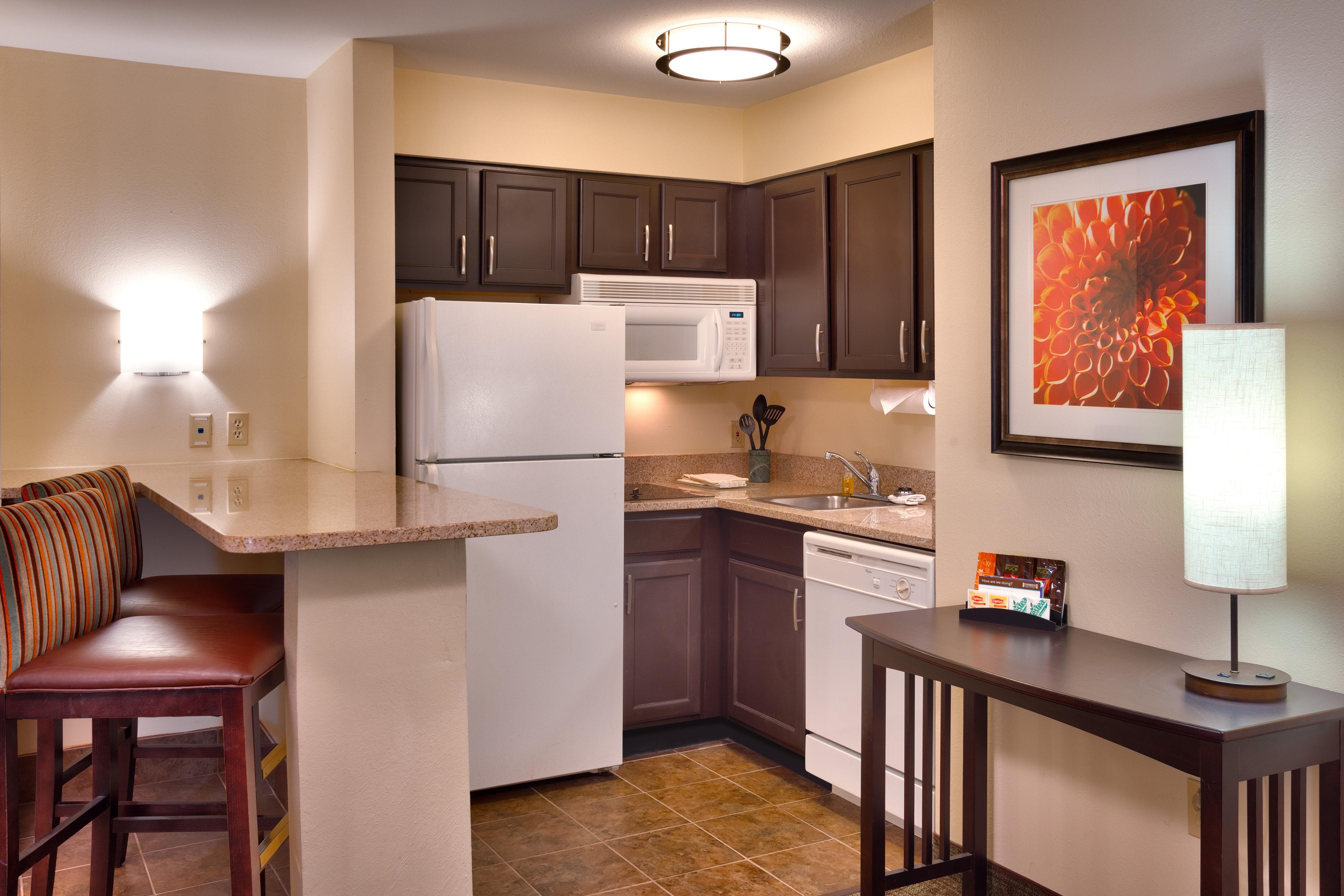 Staybridge Suites Peoria Downtown By Ihg Buitenkant foto