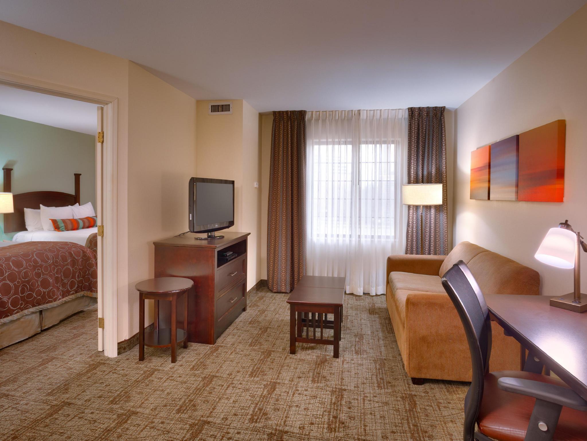 Staybridge Suites Peoria Downtown By Ihg Buitenkant foto