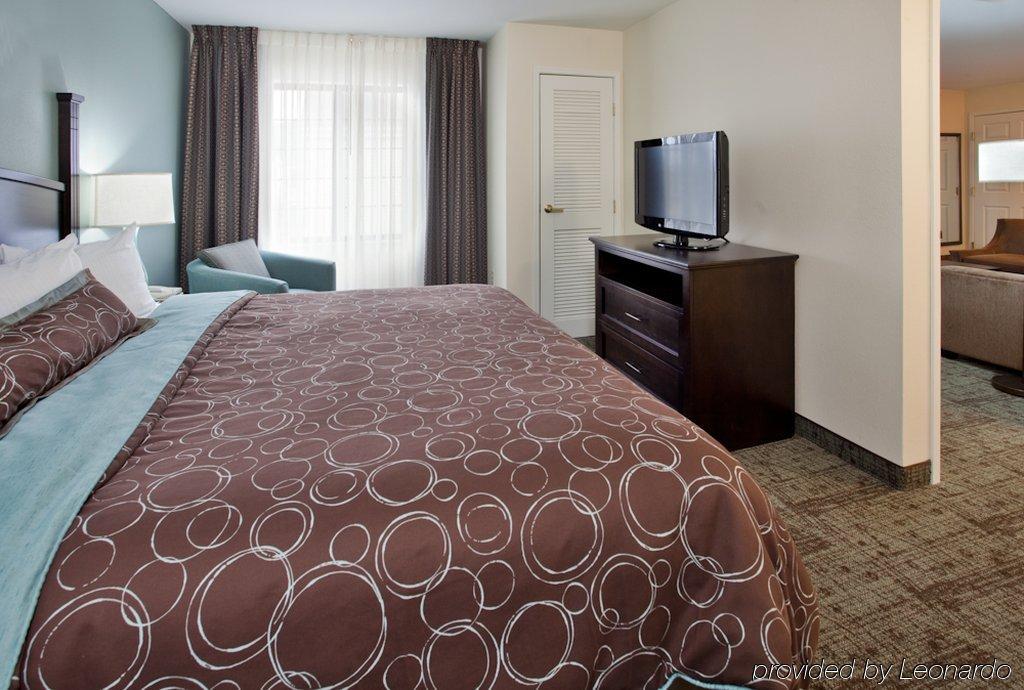 Staybridge Suites Peoria Downtown By Ihg Buitenkant foto