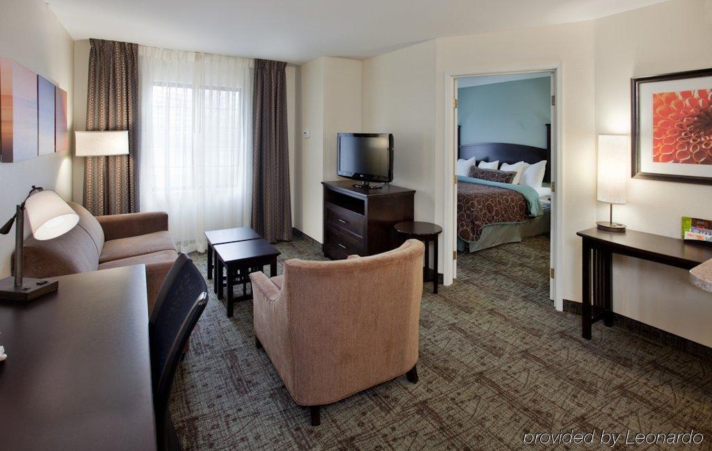 Staybridge Suites Peoria Downtown By Ihg Buitenkant foto