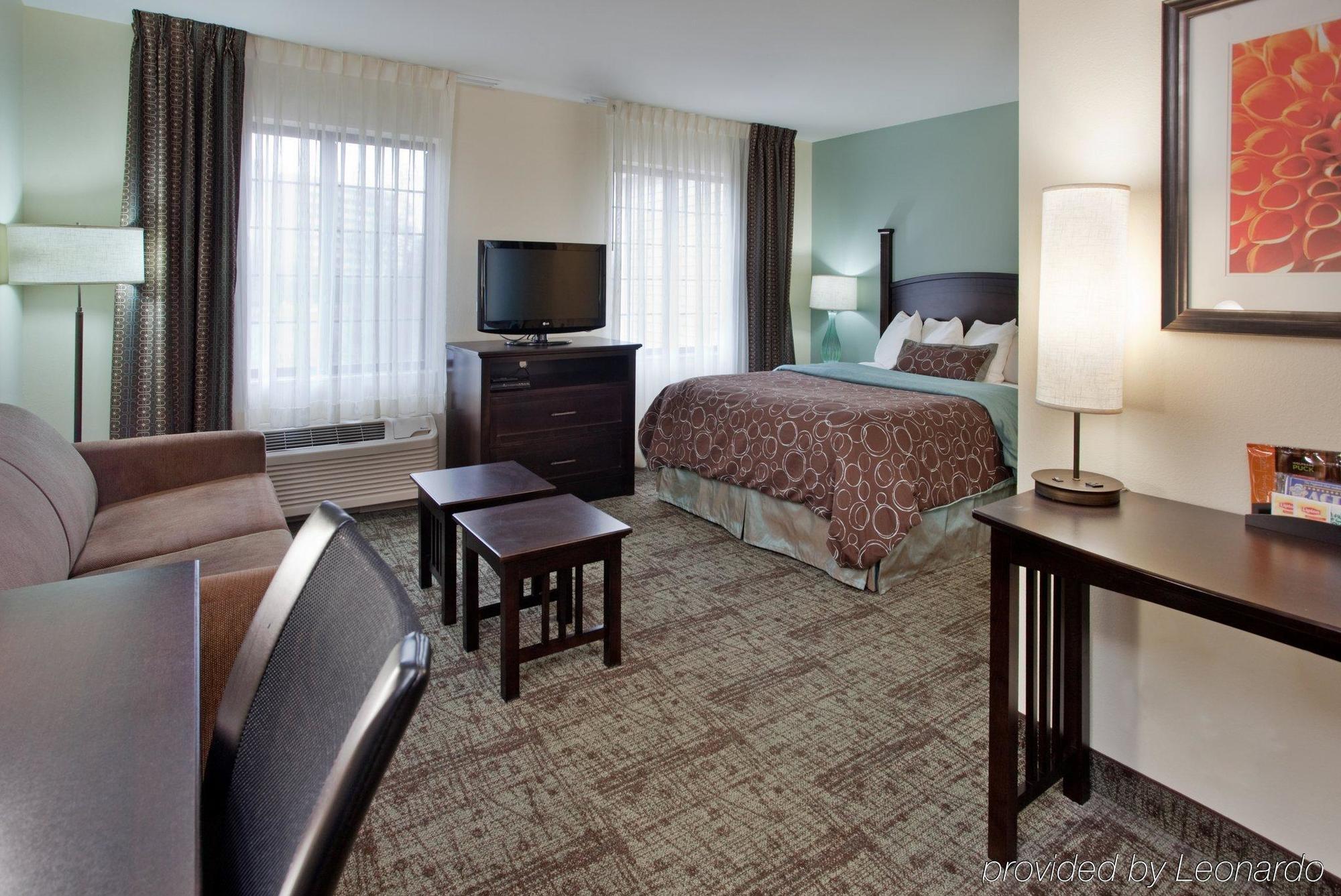 Staybridge Suites Peoria Downtown By Ihg Buitenkant foto